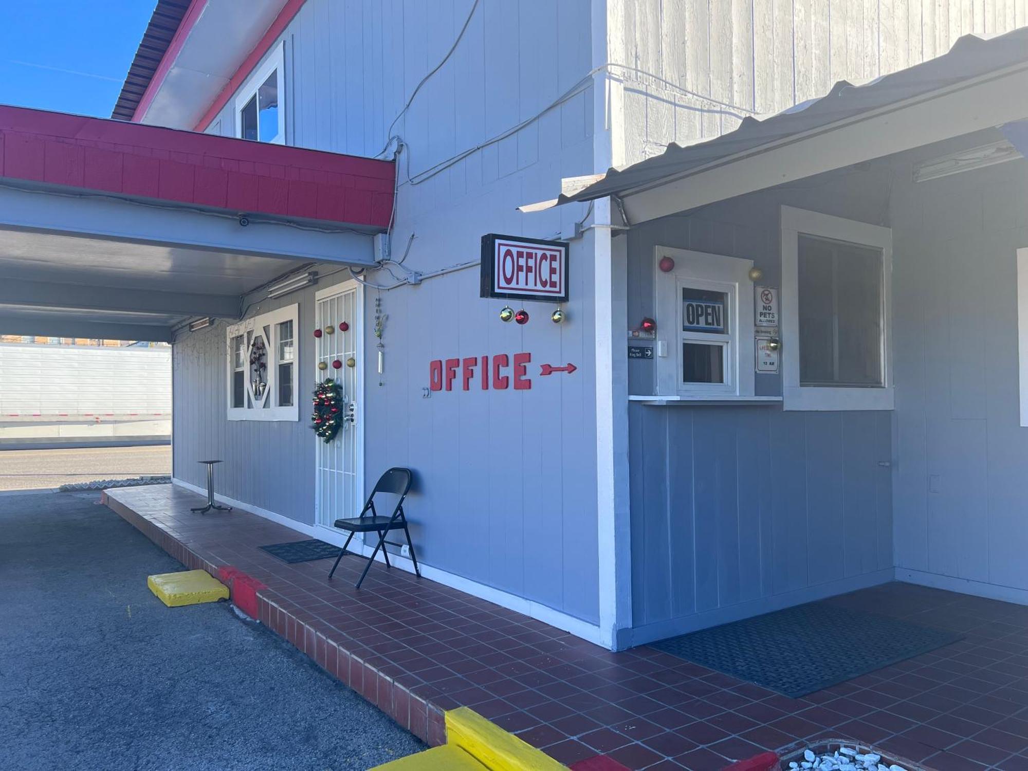 Budget Inn Refugio Exterior photo
