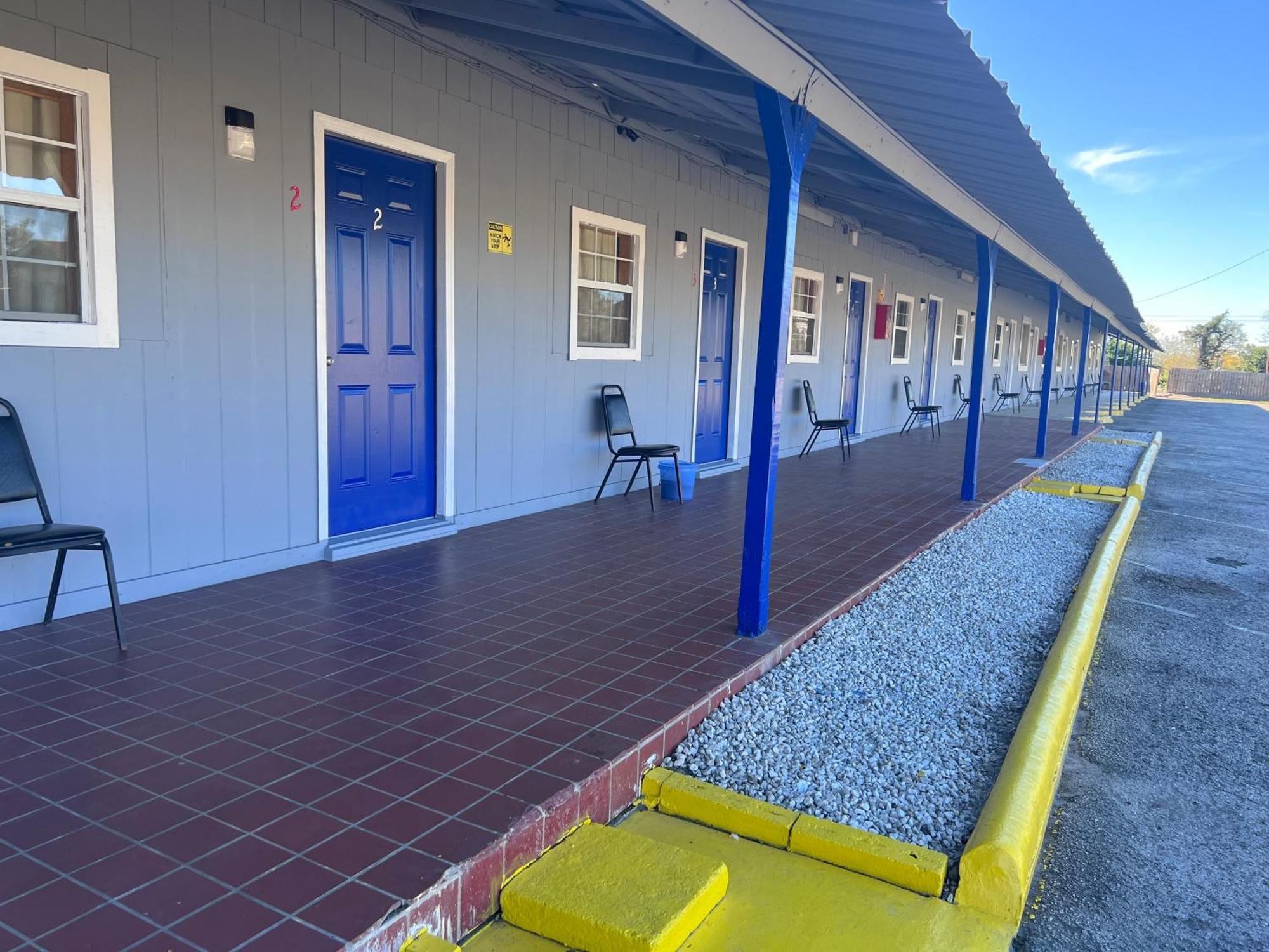Budget Inn Refugio Exterior photo